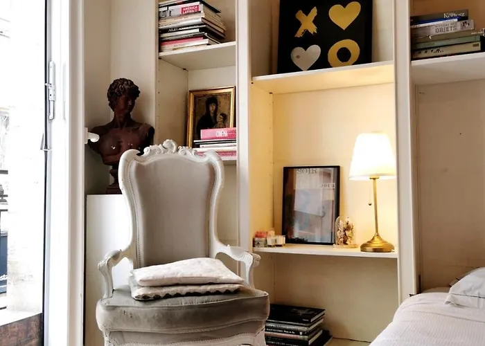 Apartment A Large Artistic-style In Pantheon Paris